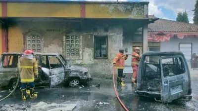 Dua Mobil Terbakar di SPBU Desa Piasa Kulon, Seorang Pengemudi Kabur