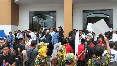 Pilkada Purworejo 2024 : Yophi-Lukman Nomor Urut 1, Yuli-Dion Nomor 2