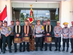 Peresmian Tunggul Kesatuan “Wira Bhakti Khagom Mufakat” Polres Lamsel, Simbol Filosofi Kearifan Lokal