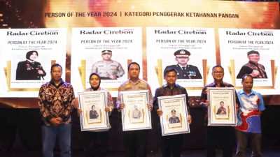 Kapolresta Cirebon Terima Penghargaan Person of the Year Radar Cirebon 2024