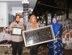 Kapolresta Cirebon Bersama Dirtipid PPA-PPO Bareskrim Polri Gelar Ceramah Kamtibmas di Ponpes Kempek Aisyah