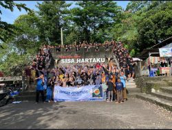 MTs dan SMA Joyo Kusumo Pati Adakan Ziarah ke Makam Kyai Santri Magelang dan Yogyakarta