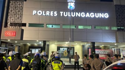 Pimpin Patroli Skala Besar, Kapolres Tulungagung Sahur Bersama dan Safari Subuh di Kalidawir