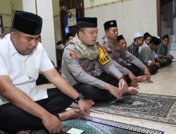 Kapolres Tulungagung Tarawih Bersama Santri Ponpes Al Falah Trenceng