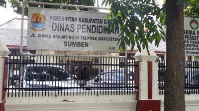 Untuk Ketiga kalinya, Awak Media Kembali Datangi Dinas Pendidikan Kabupaten Cirebon Terkait Dugaan Kekerasan Oknum Guru SMPN 2 Susukan