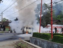 Kebakaran di SPBU Magelang : Mobil Berisi Jerigen Pertalite Hangus
