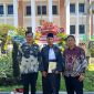 Mohamad Shodiq, S.H (tengah), salah satu peserta pengangkatan dan pengambilan sumpah advokat di wilayah Hukum Pengadilan Tinggi Semarang 
