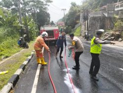 Kecelakaan Akibat Tumpahan Solar di Gombel Lama, 3 Korban Dilarikan ke Rumah Sakit