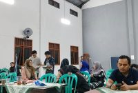 Fasilitasi dan mediasi panitia P3D Karangdadap dan peserta yang difasilitasi Dinsospermasdes Banyumas di Aula Balai Desa Karangdadap, Kecamatan Kalibagor, Banyumas 