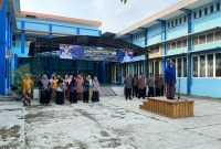 Upacara Peringatan Hardiknas di SMAN 2 Nganjuk berlangsung khidmat 