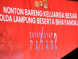 Kapolda Lampung Ajak Masyarakat Waspada Terorisme Lewat Nonton Bareng Film Sayap-Sayap Patah 2