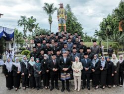 Erma Yusneli Ketua DPRD Lamsel Turut Menghadiri Prosesi Pelantikan Sekdakab