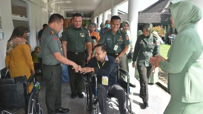 Korem Wijayakusuma Kolaborasi YLMI Peduli Kesehatan Mata Masyarakat