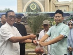 Wujud Sinergi dan Kepedulian, Pemkab Lamsel Berbagi Daging Kurban untuk Para Jurnalis