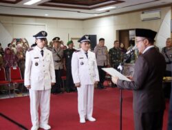 Bupati Sadewo Kukuhkan Perpanjangan Masa Jabatan Kades Kebanggan dan Sokaraja Tengah