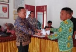 Seluruh Aparatur Pekon Sinar Jaya Menerima Insentif
