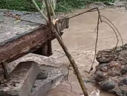 Pekon Bandar Agung Terjadi Banjir Jembatan Way Maja Rusak