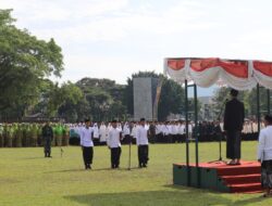 Santri Pilar Penting Mewujudkan Generasi Berdaya dan Religius