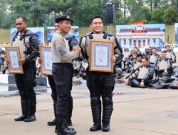 Prestasi Gemilang : Kapolres Blitar Raih Penghargaan Quick Wins dan Video Pamapta Terbaik