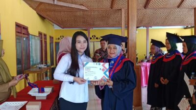 Pemdes Sidem Gelar Sekolah Orang Tua Hebat, Bekali Warga Pengetahuan Pengasuhan Anak