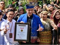 Pecahkan Rekor Muri pada Peringatan HUT Lamsel ke-69: Merayakan Warisan Budaya Melalui Tari Tuping