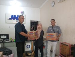 Insan Pers di Jateng Donasikan Logistik dan Uang untuk Banjir Sumatra