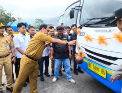 Bus DAMRI Resmi Masuk Lumbok Seminung, Akses Wisata dan Aktivitas Warga Lampung Barat Makin Mudah