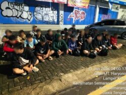 Polrestabes Semarang Amankan 25 Pemuda dan 19 Motor Saat Bubarkan Balap Liar Dini Hari
