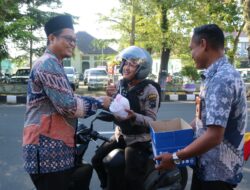 Khotmil Al-Qur’an dan Berbagi Takjil Penutup Rangkaian Kegiatan Ramadan KPU Purworejo