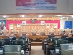 Lagi Dan Lagi Rapat Paripurna DPRD Lamsel Molor Sampai Dua Jam