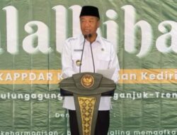 Bupati Gatut Sunu Hadiri Halal Bihalal IKAPPDAR