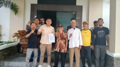 Warga Purwasaba Geruduk Inspektorat, Tagih Hasil Audit Seleksi Perangkat Desa yang Mandek