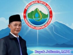 DIREKTUR PERUMDA AIR MINUM TIRTA JASA DIDUGA AJARI STAF DAN SISWA PKL BERBOHONG