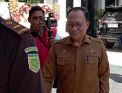 Sekda Nganjuk Jalani Pemeriksaan di Kejari, Terkait Dugaan Korupsi Proyek Bendungan Margopatut