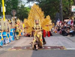 Kejayaan Mataram Kuno Era Rakai Pikatan Dihidupkan SMAN 3 Nganjuk dalam Pawai Budaya