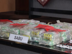 Polisi Amankan 12 Tersangka dan Sita 42,8 Kg Sabu